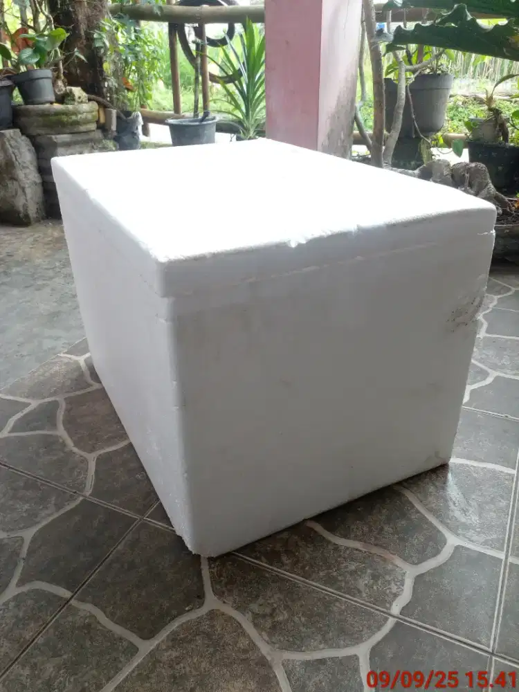 Dijual box styrofoam layak pakai