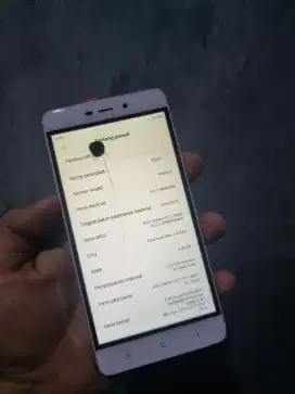 REDMI 4 3/32GB
KONDISI CUKUP BAIK