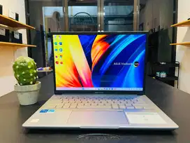 ASUS VIVOBOOK A1403ZA // LAYAR QHD OLED