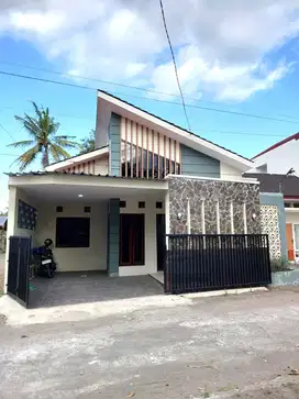 Rumah Baru Semi Furnished dekat Jalan Kaliurang Km 10