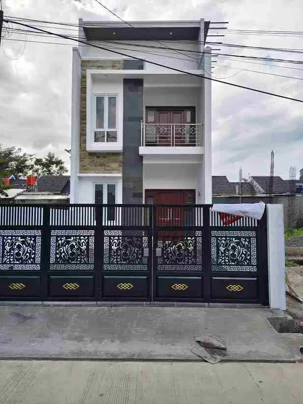 Rumah Baru Gaya Modern di Cisaranten Kulon Arcamanik Bandung