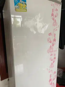 KULKAS 1 PINTU BEKAS