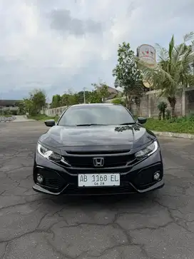 (Dp 6jt) Civic turbo E  2017 Hatchback “km rendah” istimewa