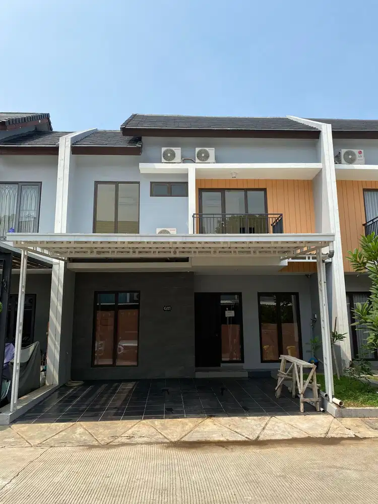 Rumah 2 Carport 10 Menit ke Mall Ciputra Cibubur Bebas Banjir J-31194