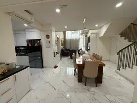 Jual Rumah Mewah Cluster Asya Matana High Ceiling yang memukau, JGC 07