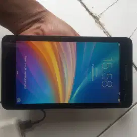 Tab Huawei bisa kartu ram 1gb