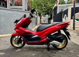 Honda PCX 150 CBS ISS MULUSSS Pajak Hidup Panjang