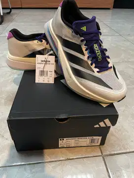 Adizero Boston13 Man - size 41 1/3 (New)