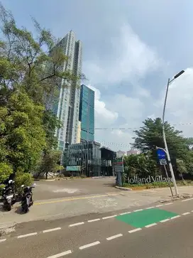 Ruang kantor di Holland Villages pinggir jalan Protokol Jakarta Pusat