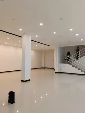Dijual Rukan Permata Senayan Ruko Gandeng Lokasi Strategis