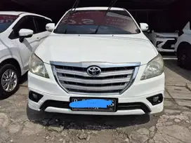 TOYOTA INOVA G LUXURY MATIC 2014