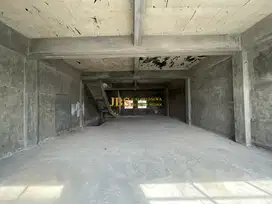 Dijual/Disewakan Ruko 4,5 Tingkat di Jalan KL. Yos Sudarso - Medan