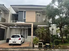 Rumah Mewah Perum Elit Greenhills Jln Kaliurang Km 9 Dkt UGM Dan UII