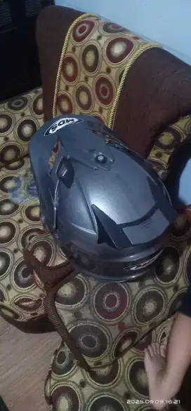 Helm MDS abu sport