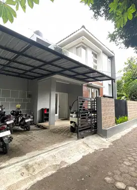 Rumah 2 Lantai Hanya 30 meter dari Jalan Letkol Subadri