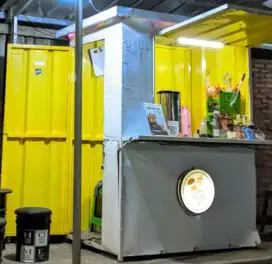 Booth container