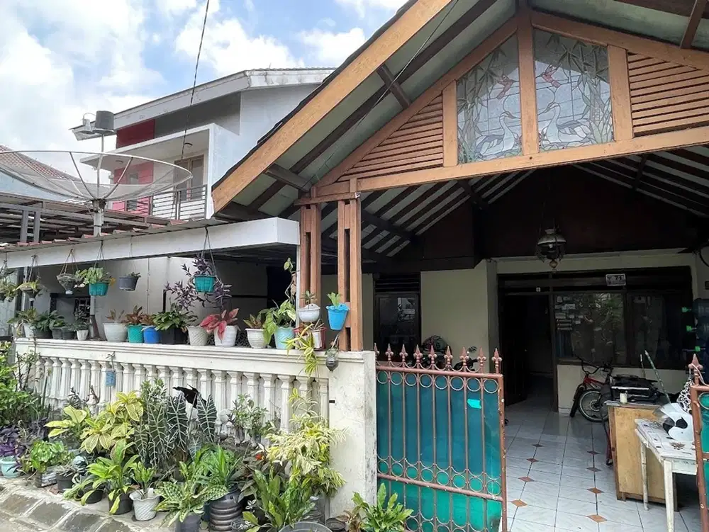 Jual Rumah Minimalis di Komplek Sapta Taruna 2 Dekat Blu Plaza J-20884