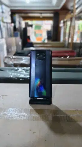 xiaomi poco X3 pro 8GB / 256GB fingerprint on, face id on, NFC on