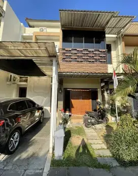 Rumah taman anggrek gentan surakarta