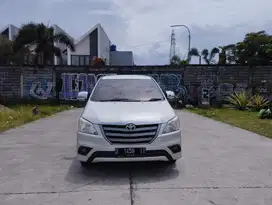 DP 5jt.! Innova E matic 2013