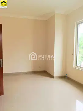 DISEWAKAN RUMAH DI KOMPLEK GAMA CITY