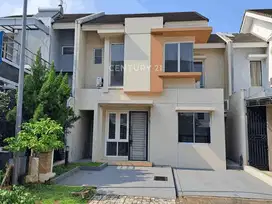 Disewakan Rumah Cantik Full Furnished Di BSD WM16986