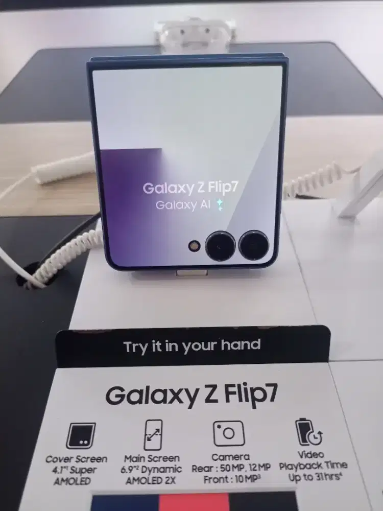 Promo samsung Z Flip 7 dengan bunga 0% free 2× cicilan