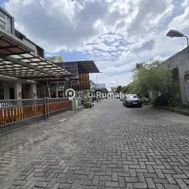 DIJUAL VILLA JALAN METAL RAYA KOMPLEK CEMARA HIJAU-DAERAH MEDAN ESTATE