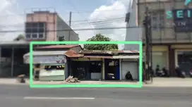 Rumah 455m makamhaji Jl Slamet Riyadi dkt Tugu lilin dekat kota solo