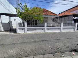TERMURAH ‼️Sewa Rumah Putro Agung Luas 361 m2 Area Tambaksari