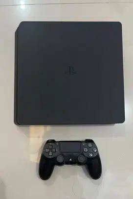 Playstation 4 Slim 1TB