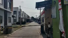 Bawah pasar rumah kos galuh mas full furnish aktif  9 kamar