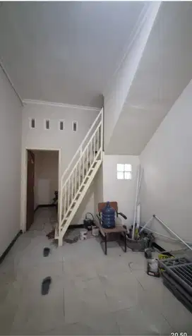 Disewakan rumah di nginden surabaya timur