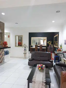 Dijual Rumah Modern di Cluster Aralia – Depan Luas & Lingkungan Nyaman