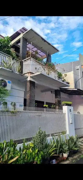 Rumah Bagus Siap Huni  Perumahan Strategis Di Balai Pustaka Rawamangun