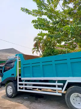 DI JUAL MOBIL TRUK HINO DUTRO 130HD MODEL DUMPTRUK