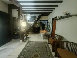 Rumah Bagus dekat Tol Bintaro Mahagoni Bintaro Tangsel