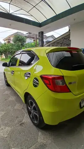Dijual cepat Brio E CVT 2024 ,pembelian maret 2025.Warna Lemon favorit