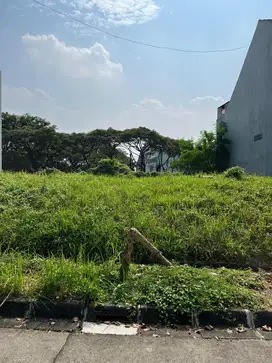 Dijual Cepat Kavling 200 m², Taman Simpruk Lippo Cikarang, 4,1 Juta/m²