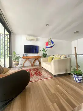 Dijual Rumah Cantik 3 Lantai Dalam Townhouse Dekat Hermina Ciputat