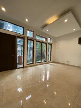 Dijual Rumah 2,5 Lantai Di Gading Park View Kelapa Gading
