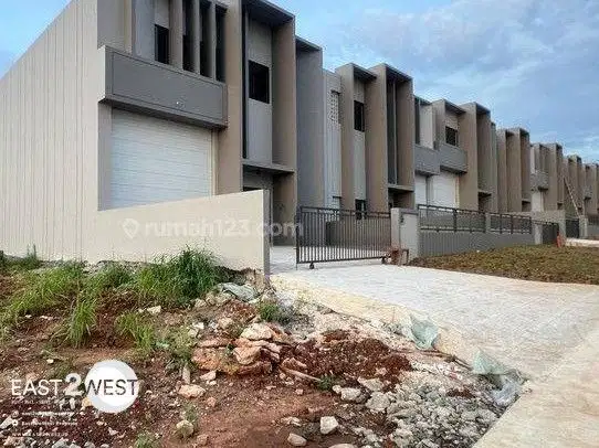 Disewakan Ruko Gudang Taman Tekno X Serpong Tangerang Selatan Bagus Siap Pakai Lokasi Sangat Strategis