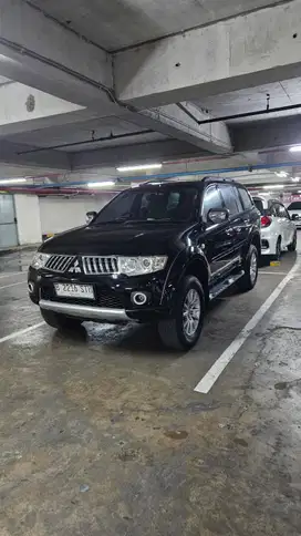 2011 Mitsubishi pajero sport exceed