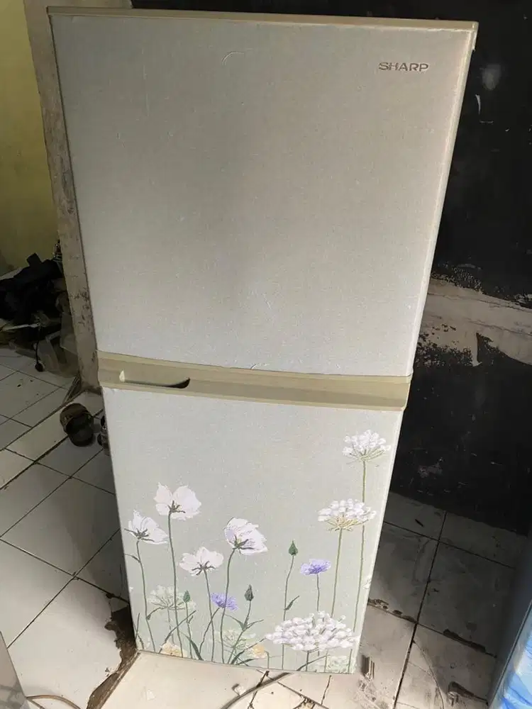 Kulkas sharp 2pintu
