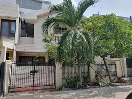 DIJUAL RUMAH DI JANUR-KELAPA GADING. DEPAN MALL KELAPA GADING