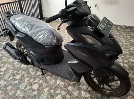 Km 7rb keyless ABS, honda vario 160 CBS iss 2022 bln 3 pajak panjang.
