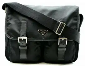 Prada Authentic Bahan Nylon Mewah Dan Sertifikat