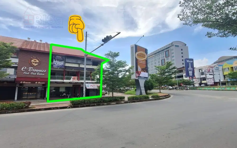 2 Unit Ruko Hook 3 Lantai Tengah Kota Batam - Lokasi Sangat Strategis