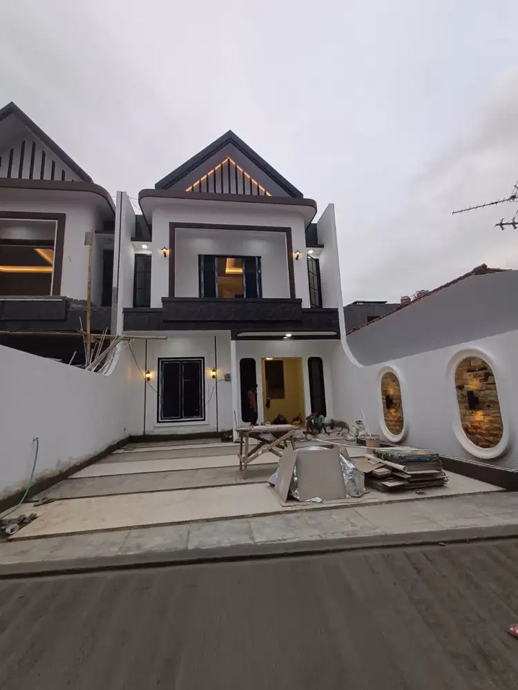 Rumah LT 155 Hadap Selatan 14 Menit ke AEON Mall Tanjung Barat J-34570