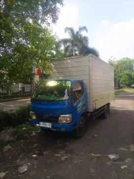 Truk Dyna box jumbo cash kridit siap pakai